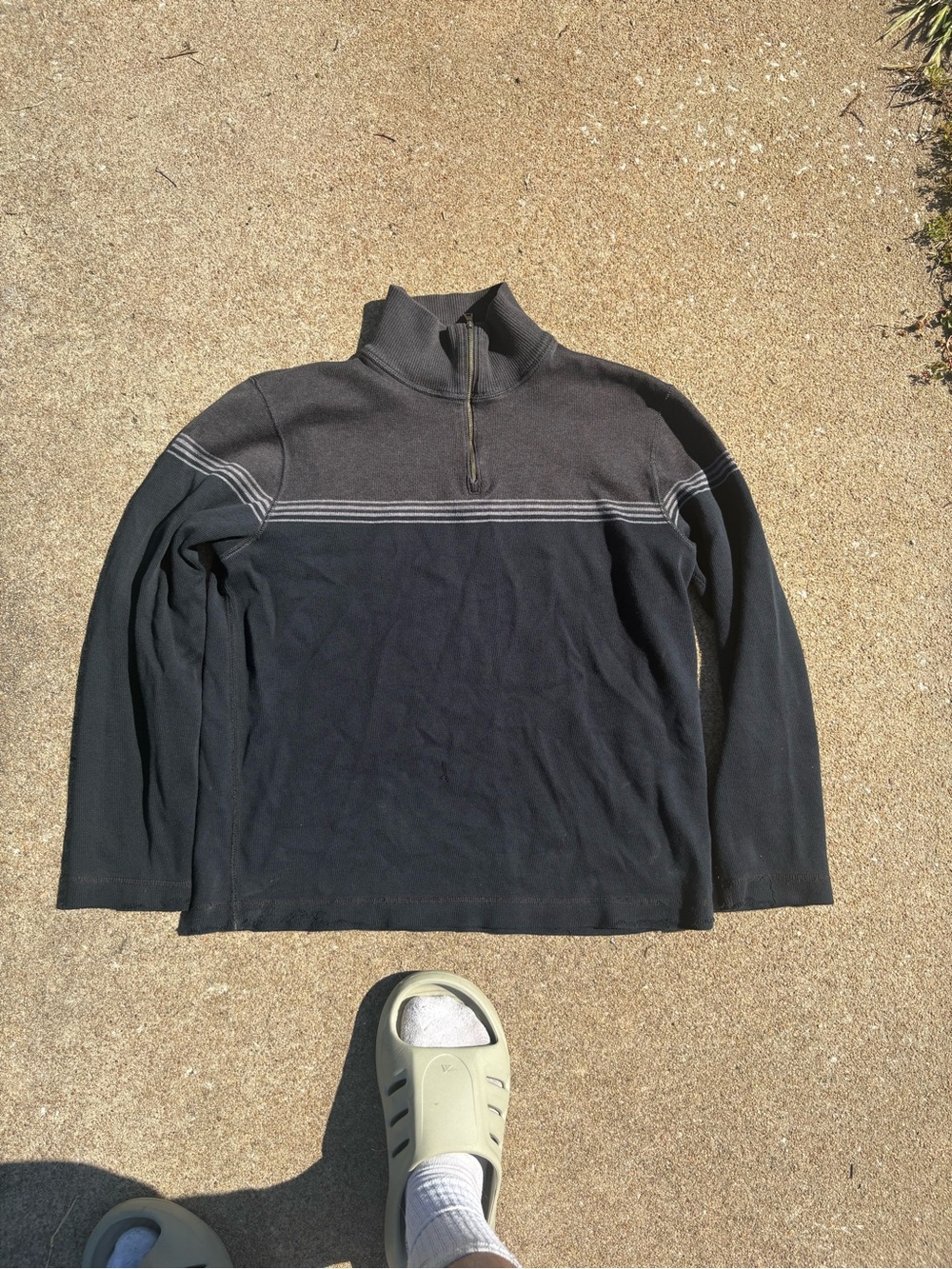 Banana Republic 2000s grandpa style grey and black quarter zip sweater